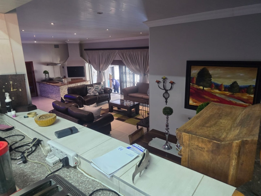 4 Bedroom Property for Sale in Montana Park Gauteng