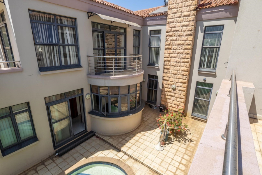 4 Bedroom Property for Sale in Bedfordview Gauteng