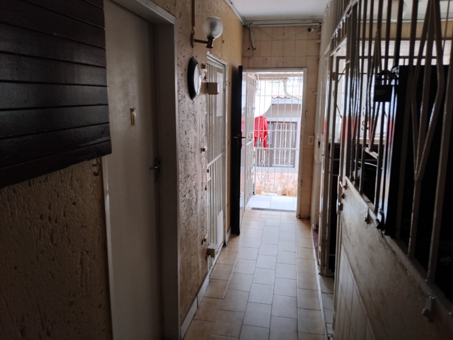 8 Bedroom Property for Sale in Troyeville Gauteng