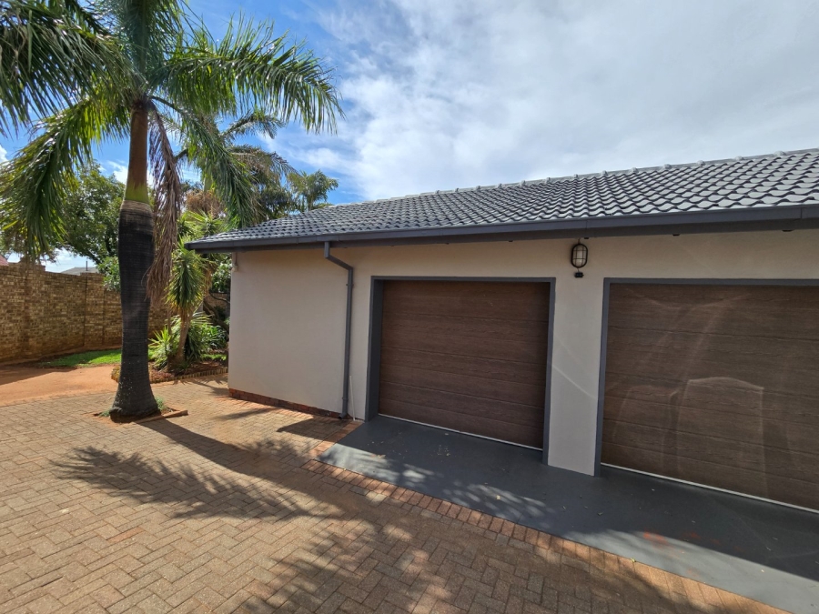 4 Bedroom Property for Sale in Magalieskruin Gauteng