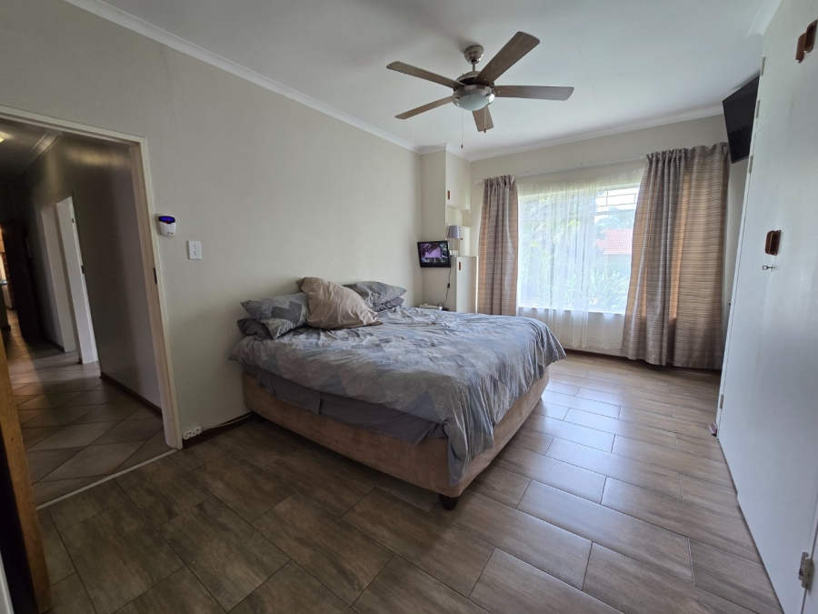 4 Bedroom Property for Sale in Magalieskruin Gauteng