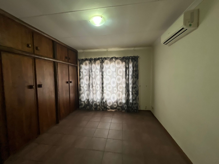 2 Bedroom Property for Sale in Hesteapark Gauteng