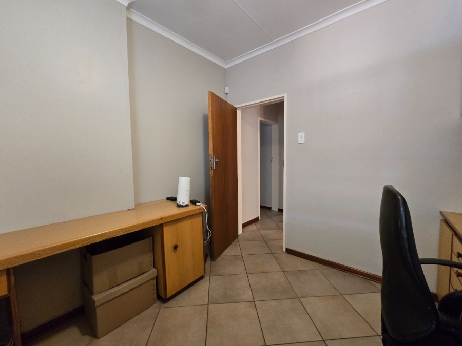 4 Bedroom Property for Sale in Magalieskruin Gauteng