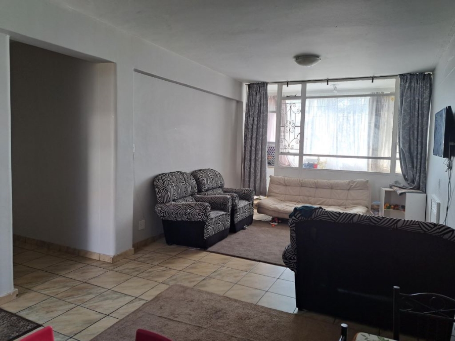 To Let 2 Bedroom Property for Rent in Rhodesfield Gauteng