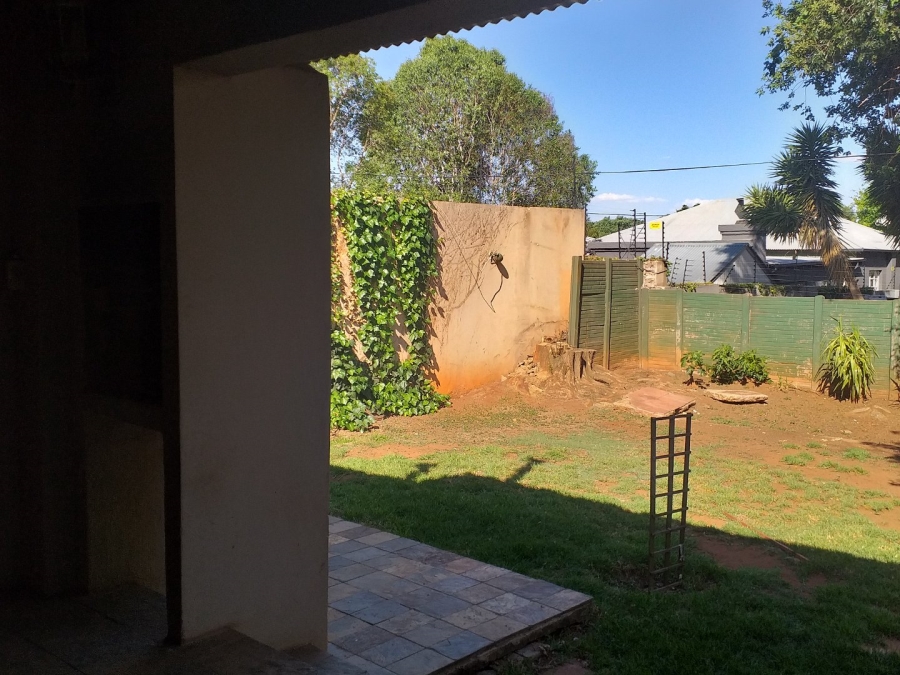 2 Bedroom Property for Sale in Westdene Gauteng