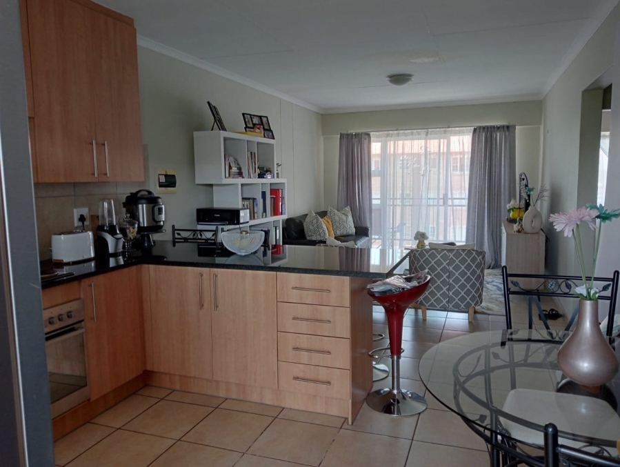 2 Bedroom Property for Sale in Annlin-wes Gauteng