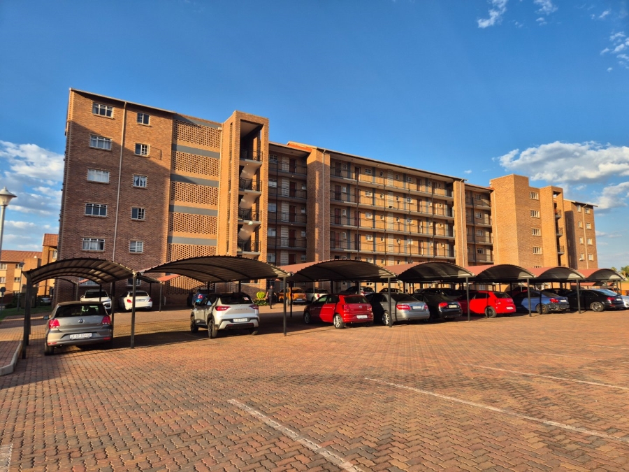 1 Bedroom Property for Sale in Annlin-wes Gauteng