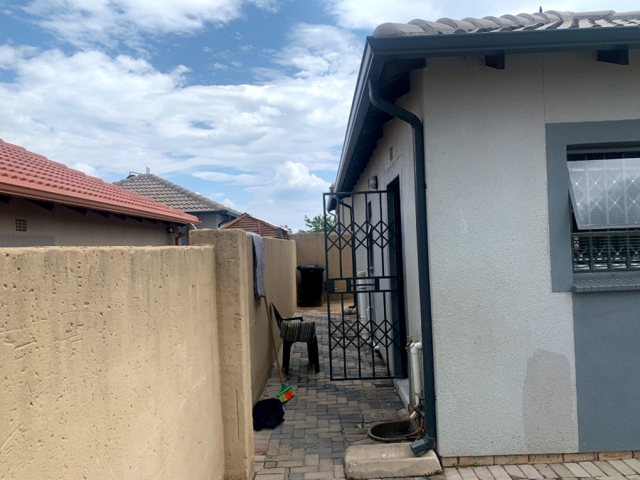 2 Bedroom Property for Sale in Riverside View Gauteng