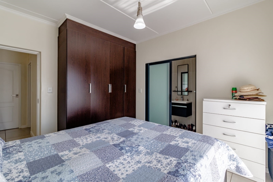 2 Bedroom Property for Sale in Greenstone Hill Gauteng