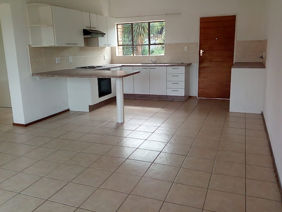 To Let 2 Bedroom Property for Rent in Weltevreden Park Gauteng