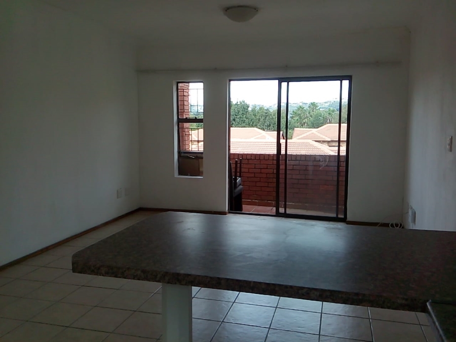 To Let 2 Bedroom Property for Rent in Weltevreden Park Gauteng