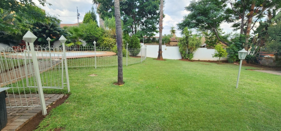 4 Bedroom Property for Sale in Erasmia Gauteng