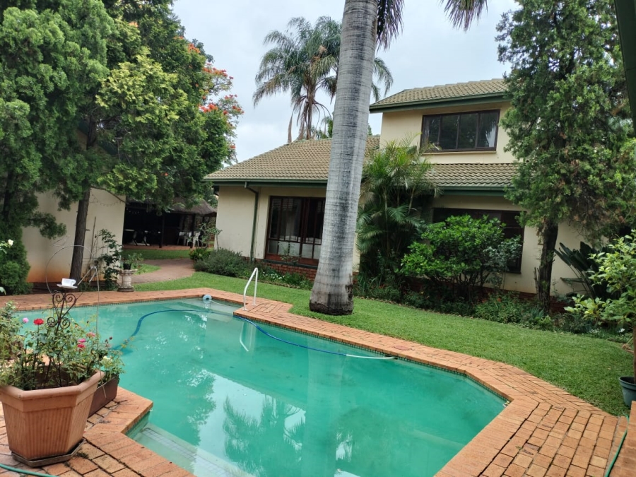 5 Bedroom Property for Sale in Magalieskruin Gauteng