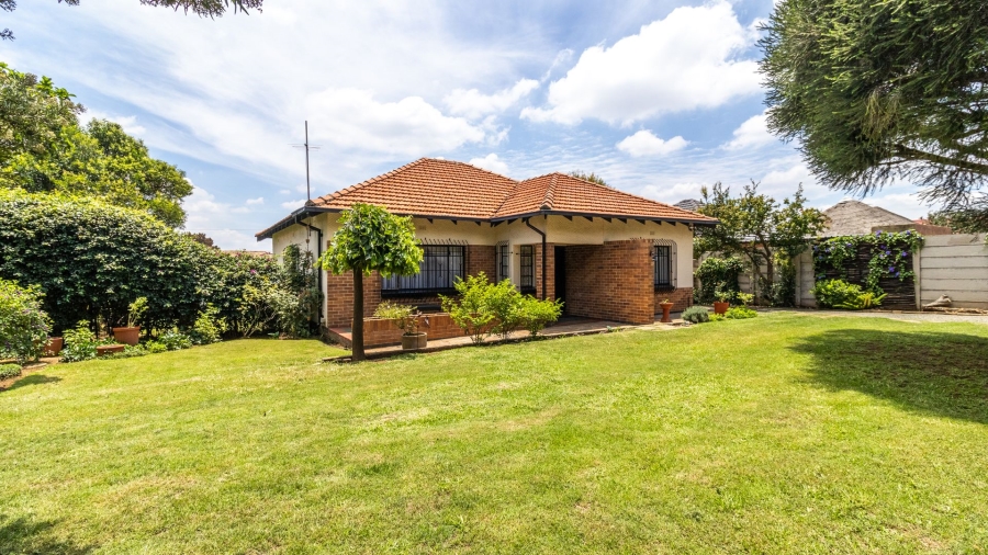 3 Bedroom Property for Sale in Robertsham Gauteng