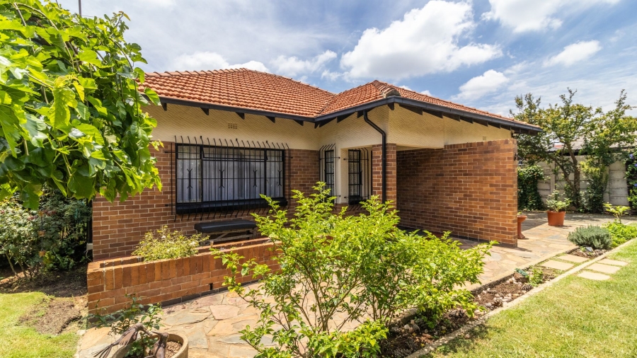 3 Bedroom Property for Sale in Robertsham Gauteng