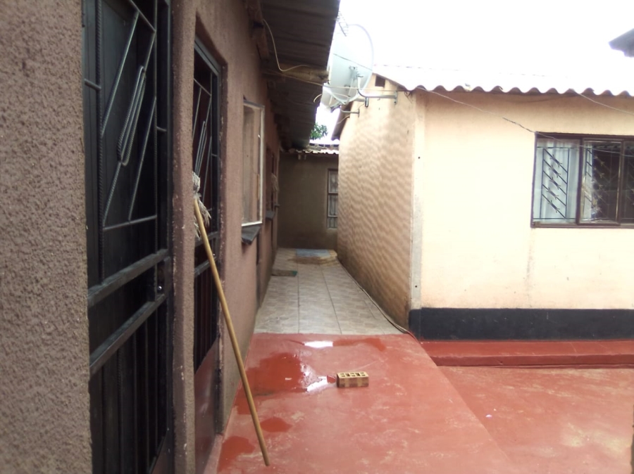 2 Bedroom Property for Sale in Kaalfontein Gauteng