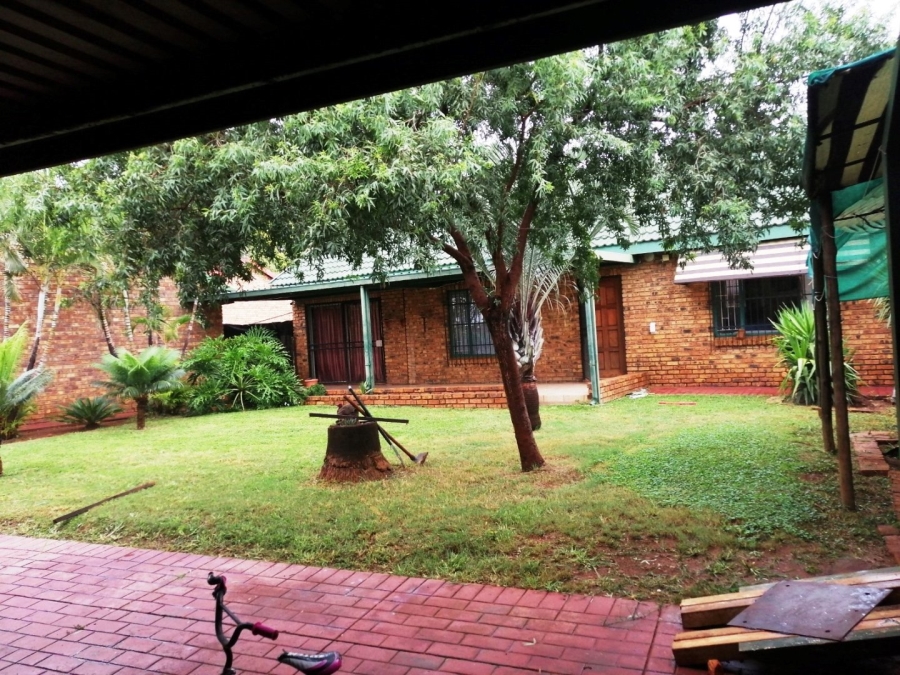 4 Bedroom Property for Sale in Chantelle Gauteng