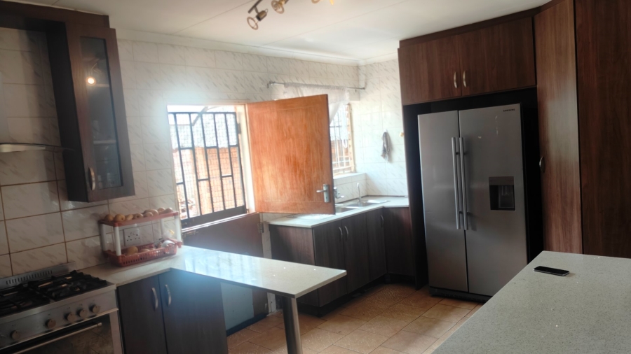 4 Bedroom Property for Sale in Chantelle Gauteng