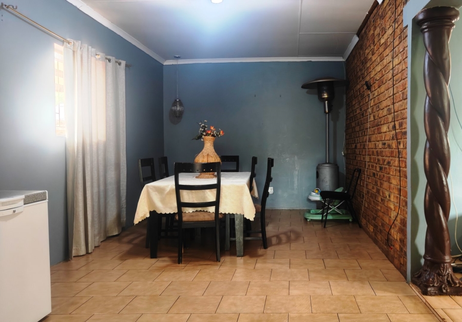 4 Bedroom Property for Sale in Chantelle Gauteng