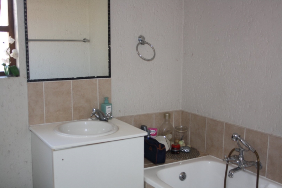 1 Bedroom Property for Sale in Paulshof Gauteng