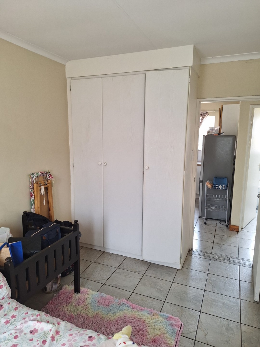 To Let 2 Bedroom Property for Rent in Die Hoewes Gauteng