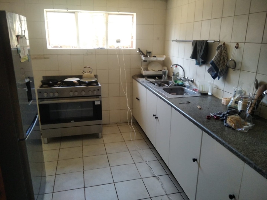  Bedroom Property for Sale in Lusthof Gauteng