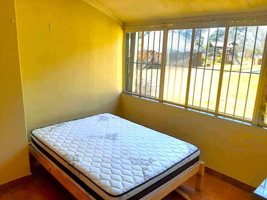 To Let 2 Bedroom Property for Rent in Glen Austin Gauteng