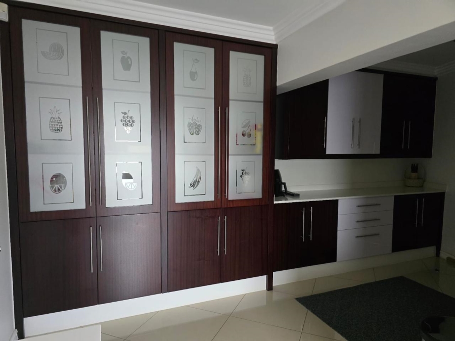 To Let 5 Bedroom Property for Rent in Aspen Hills Gauteng