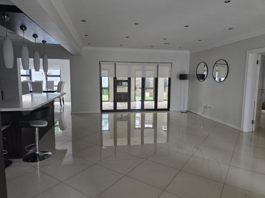 To Let 5 Bedroom Property for Rent in Aspen Hills Gauteng