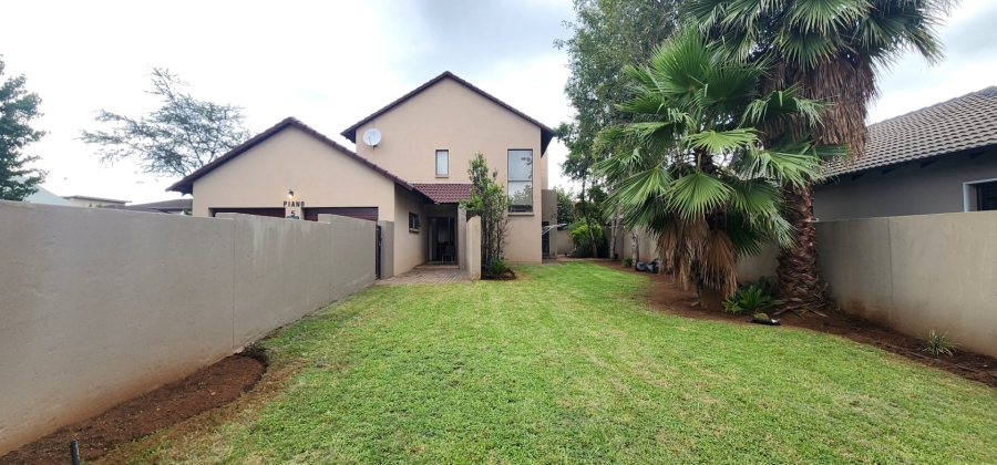 3 Bedroom Property for Sale in Raslouw Manor Gauteng