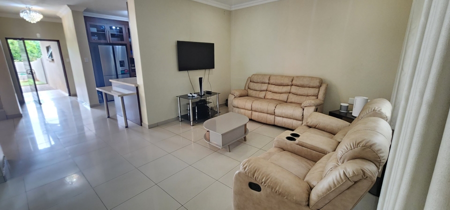 3 Bedroom Property for Sale in Raslouw Manor Gauteng