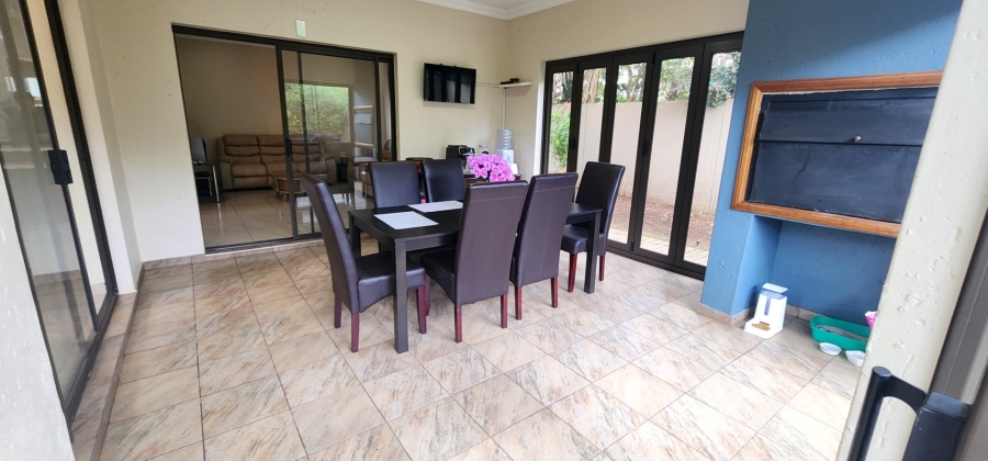 3 Bedroom Property for Sale in Raslouw Manor Gauteng