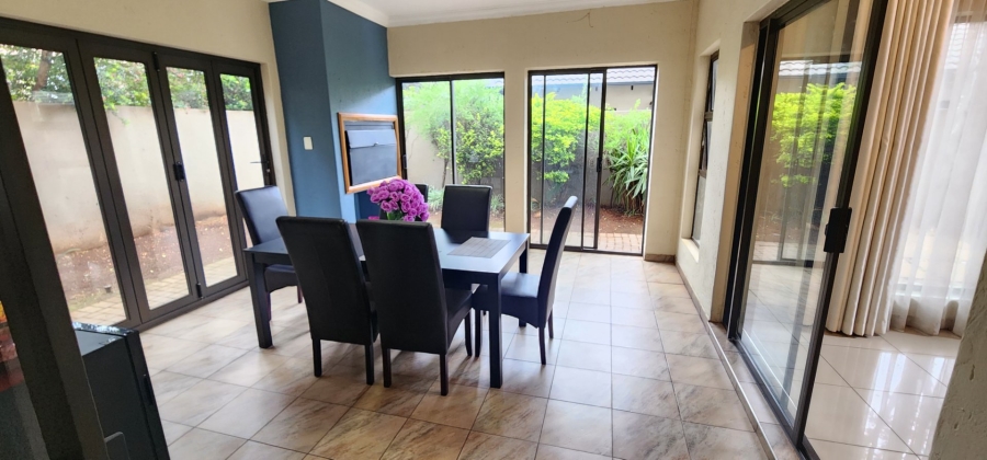 3 Bedroom Property for Sale in Raslouw Manor Gauteng