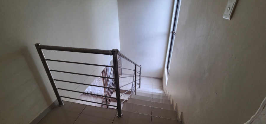 3 Bedroom Property for Sale in Raslouw Manor Gauteng