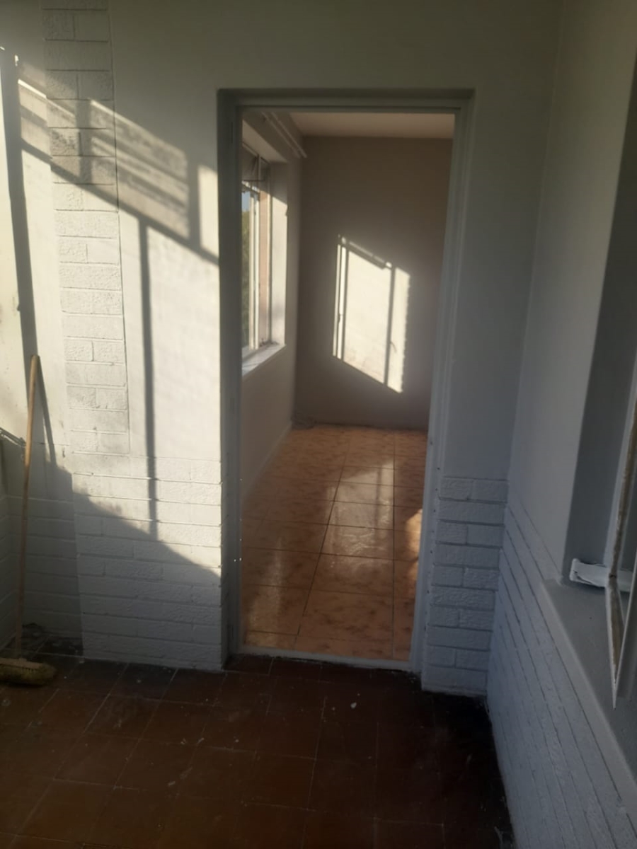 2 Bedroom Property for Sale in Muckleneuk Gauteng