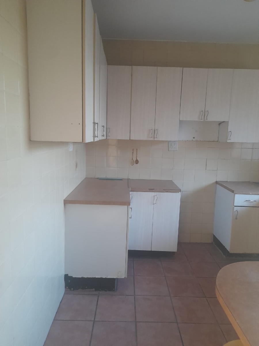 2 Bedroom Property for Sale in Muckleneuk Gauteng