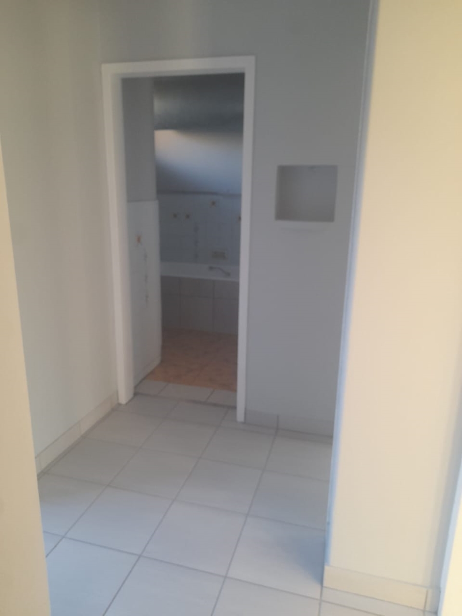 2 Bedroom Property for Sale in Muckleneuk Gauteng