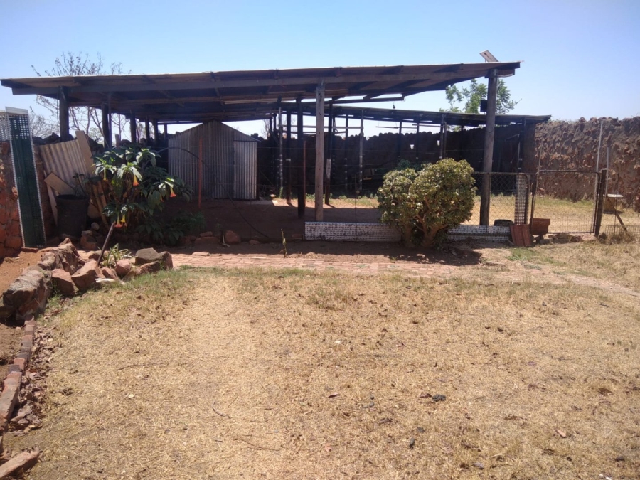  Bedroom Property for Sale in Honingneskrans Ah Gauteng