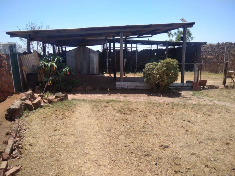  Bedroom Property for Sale in Honingneskrans Ah Gauteng