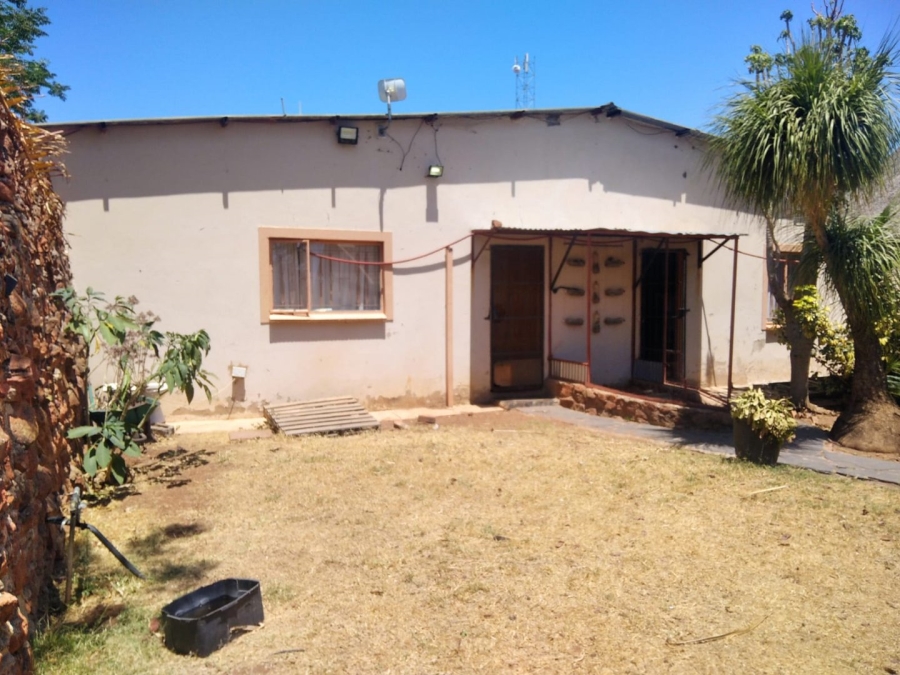  Bedroom Property for Sale in Honingneskrans Ah Gauteng