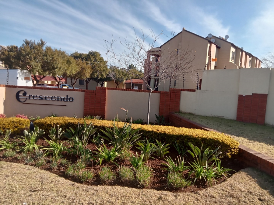 To Let 1 Bedroom Property for Rent in Noordwyk Gauteng