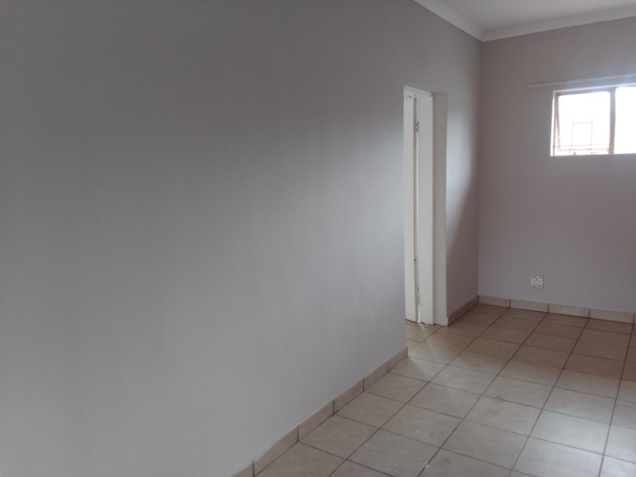 3 Bedroom Property for Sale in Jan Niemand Park Gauteng