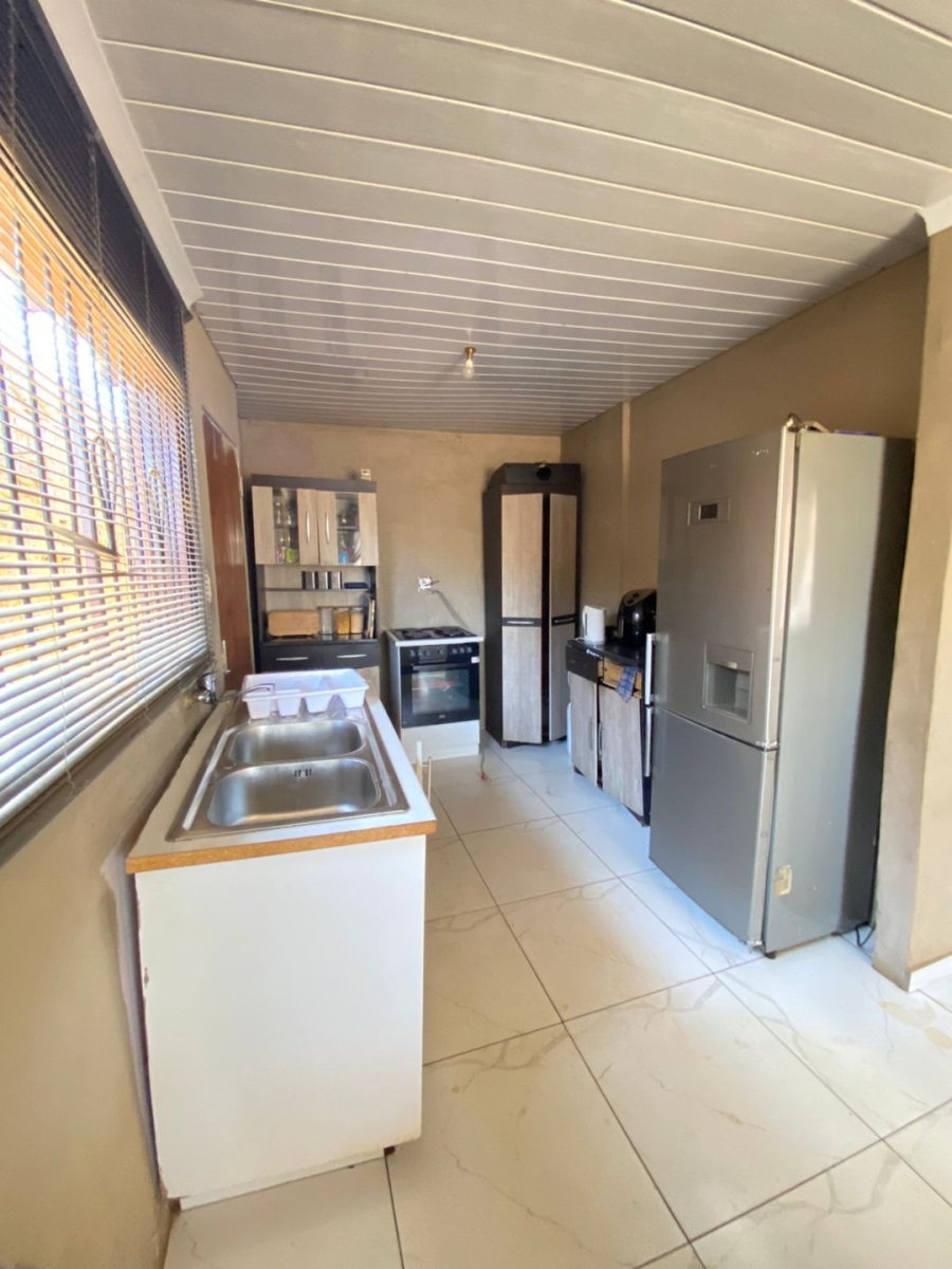  Bedroom Property for Sale in Orange Farm Gauteng