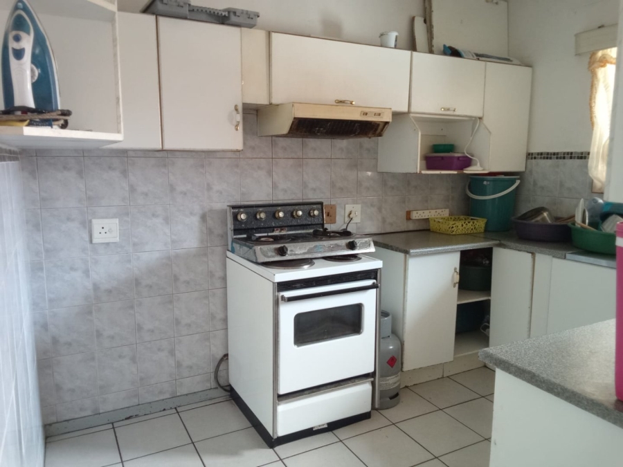 2 Bedroom Property for Sale in Pretoria West Gauteng