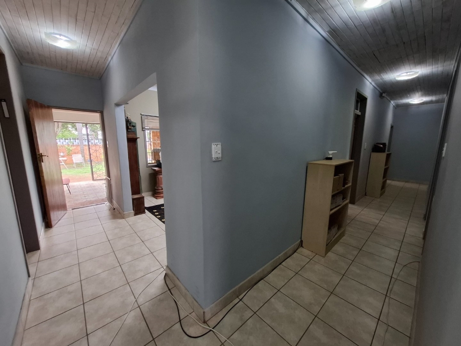 4 Bedroom Property for Sale in Moregloed Gauteng