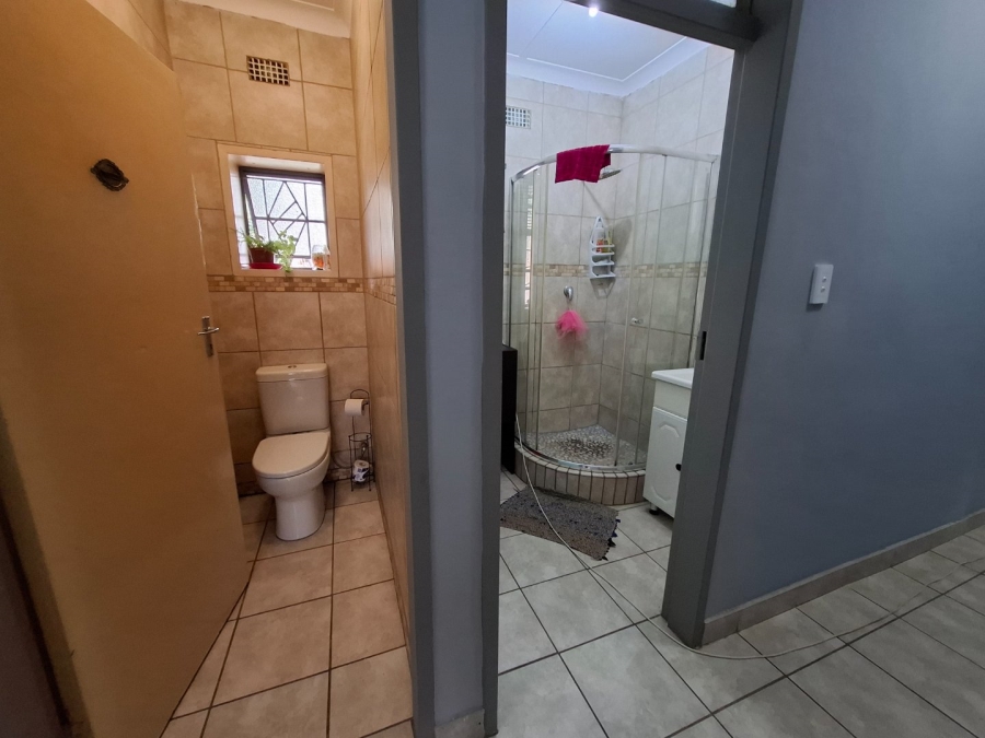 4 Bedroom Property for Sale in Moregloed Gauteng