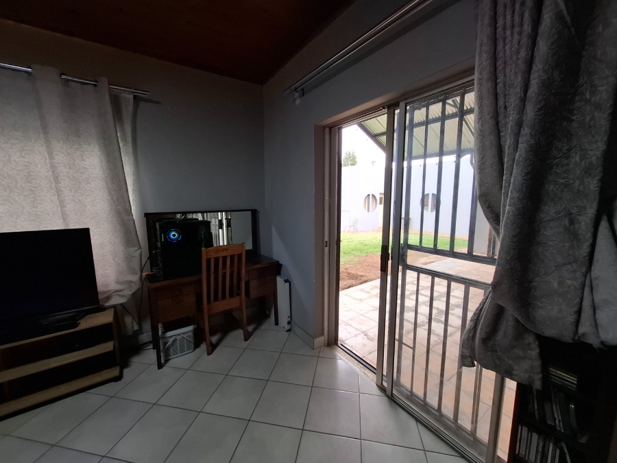 4 Bedroom Property for Sale in Moregloed Gauteng