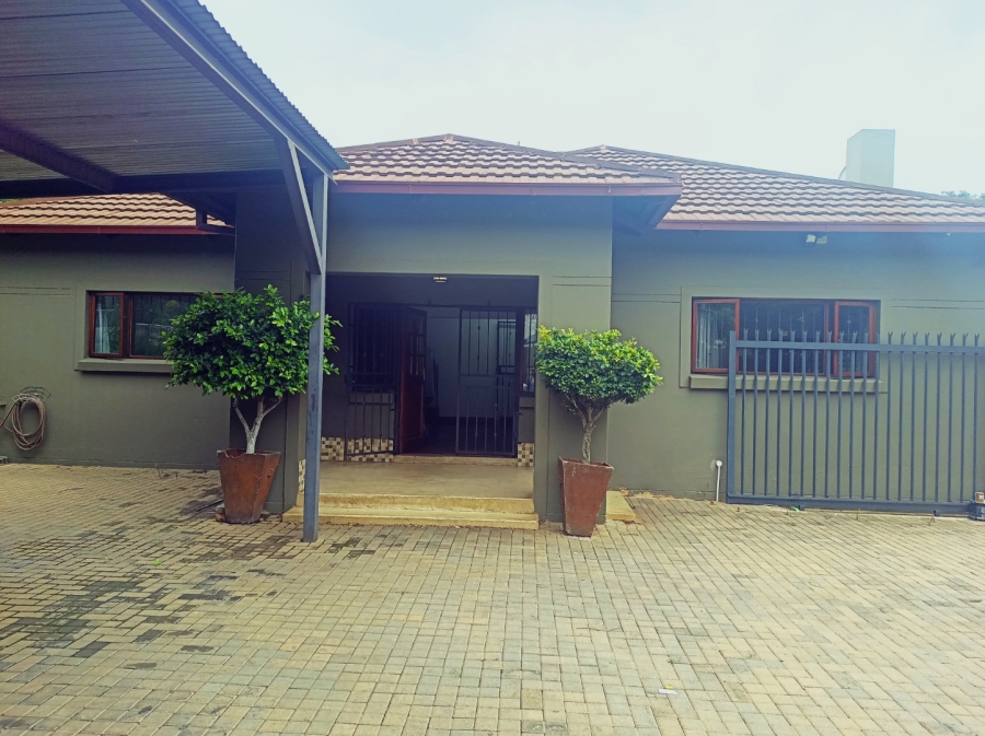 4 Bedroom Property for Sale in Riviera Gauteng