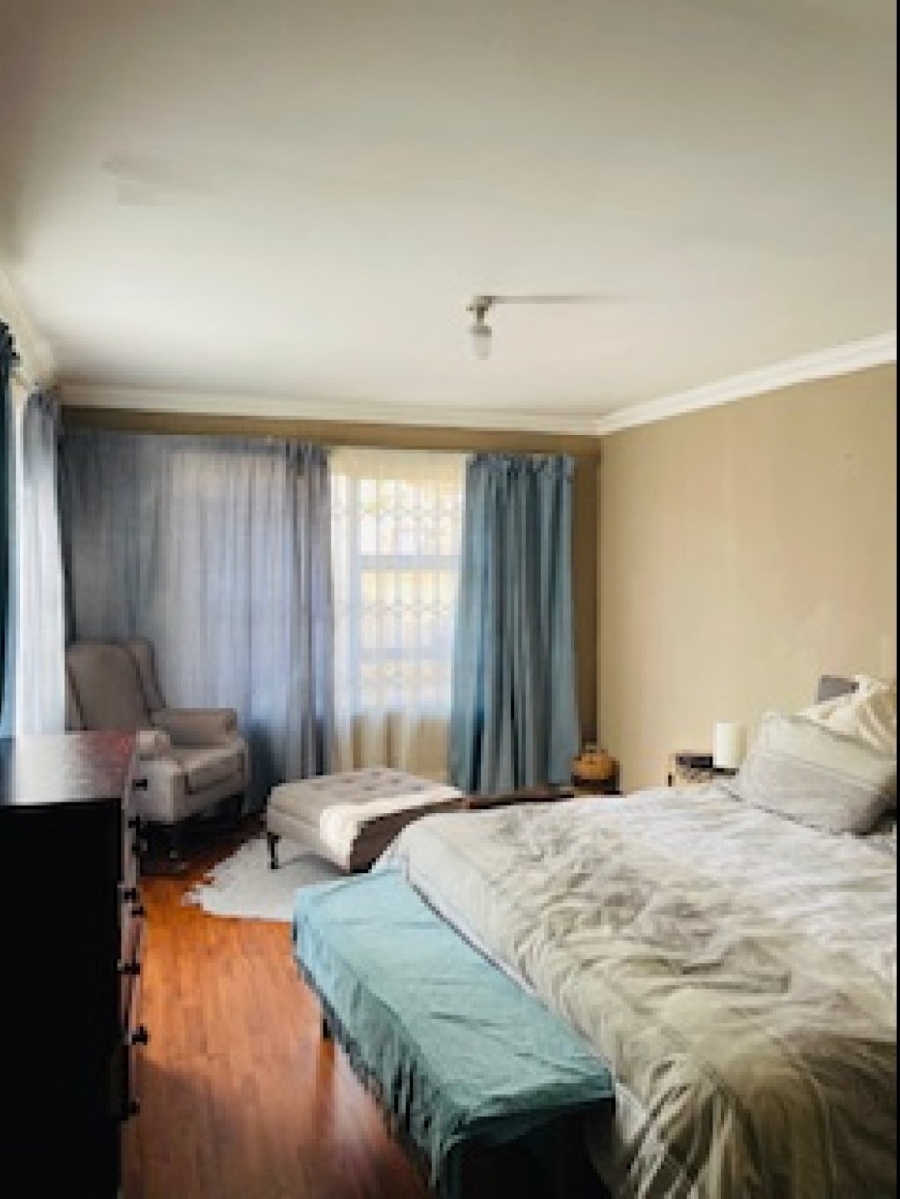 4 Bedroom Property for Sale in Theresa Park Gauteng