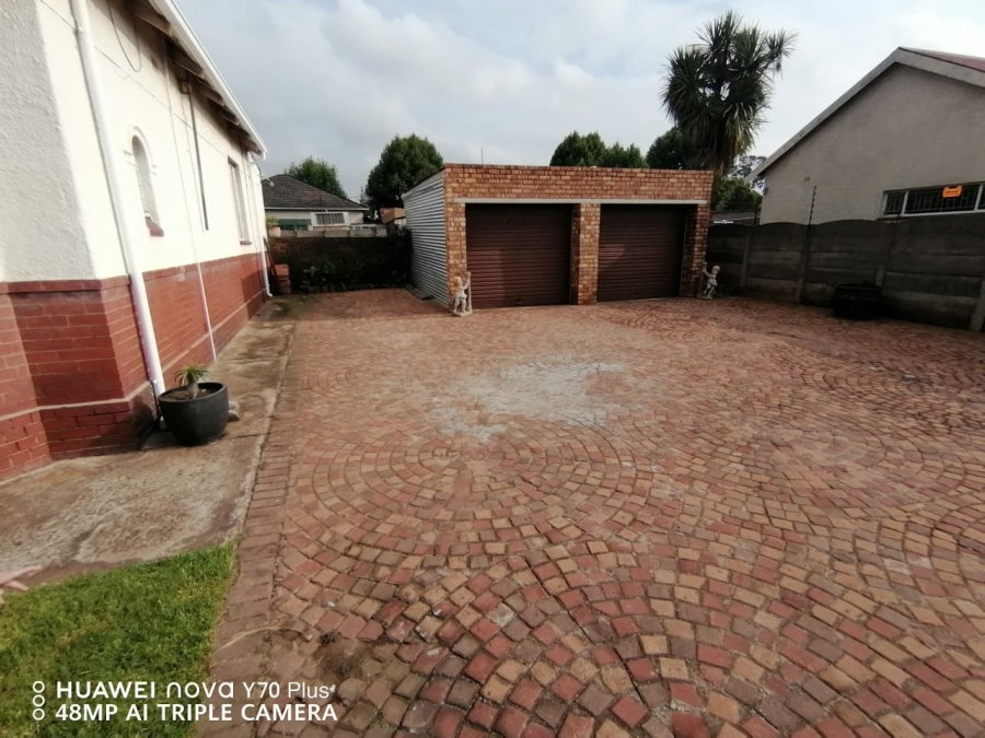 3 Bedroom Property for Sale in Brakpan Central Gauteng